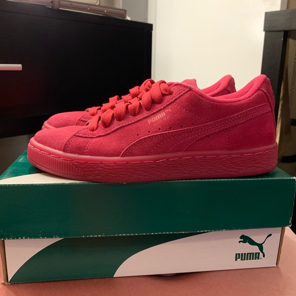 Puma Suede Sneakers